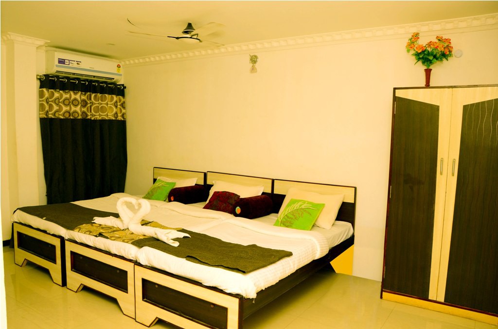 Triple AC room